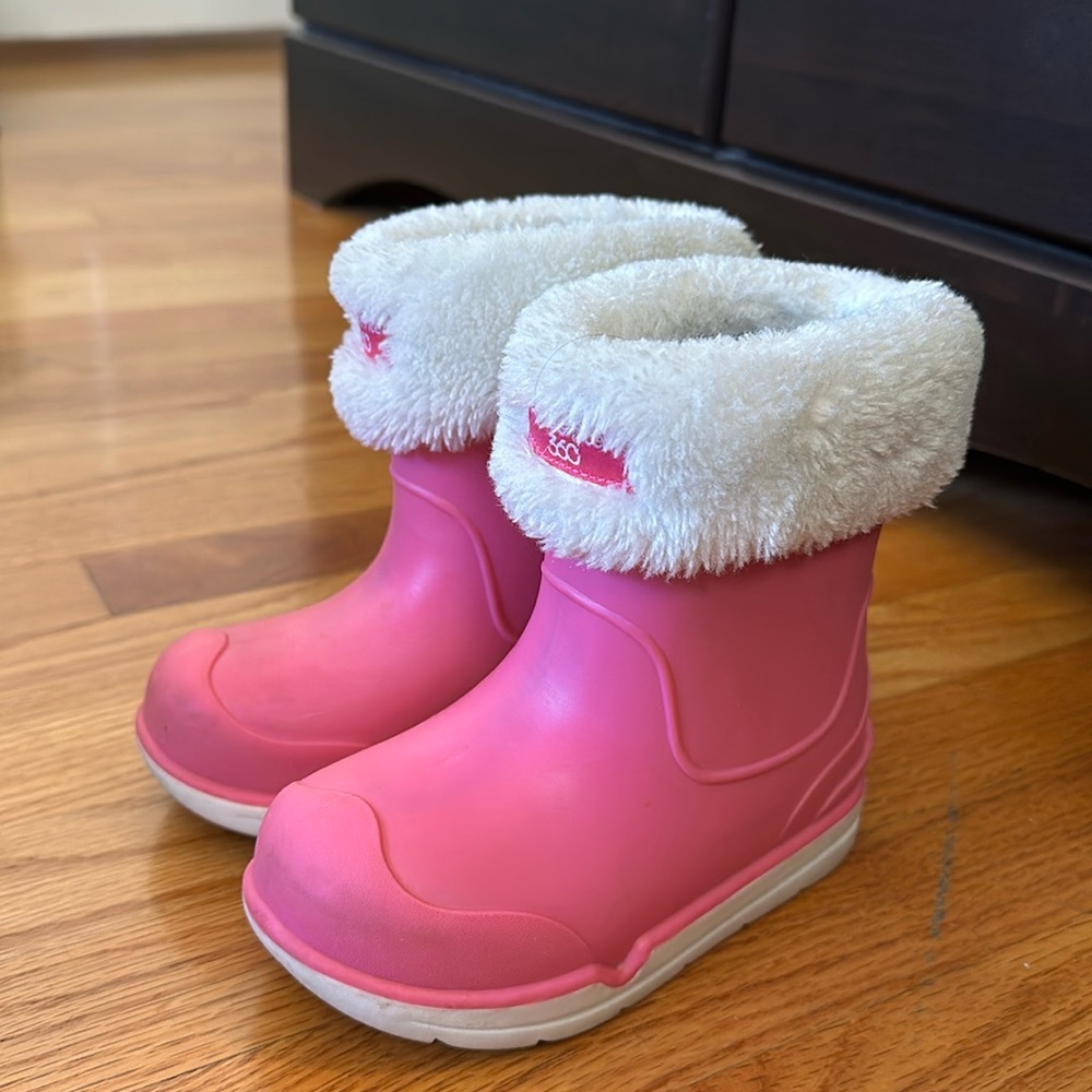 Stride Rite 360 Rain boots